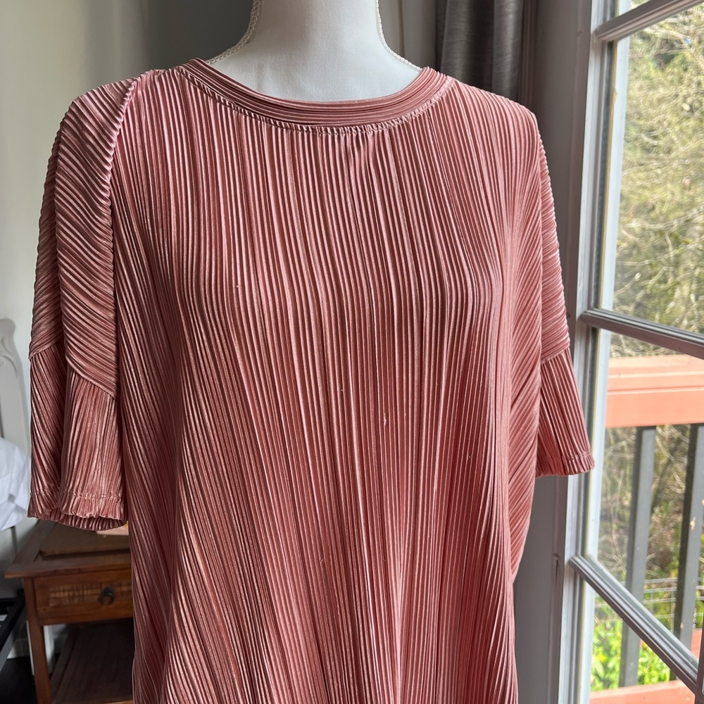 Marc New York Andrew Marc Women’s XL blush blouse